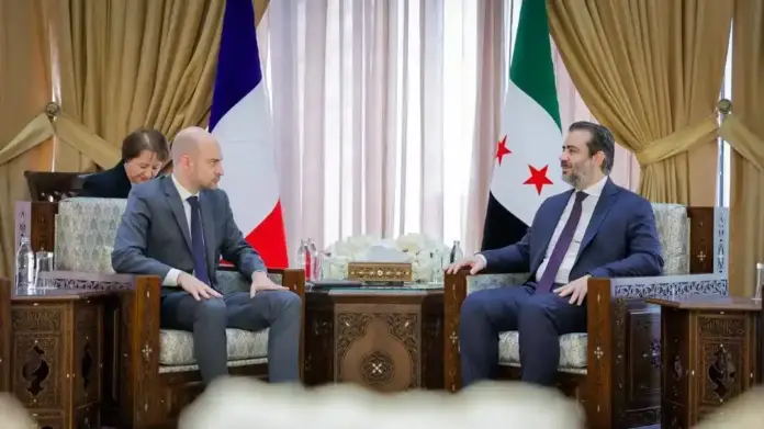 جولة فرنسية وزير الخارجية الفرنسي يبدأ تحركاً دبلوماسياً في الشرق الأوسط